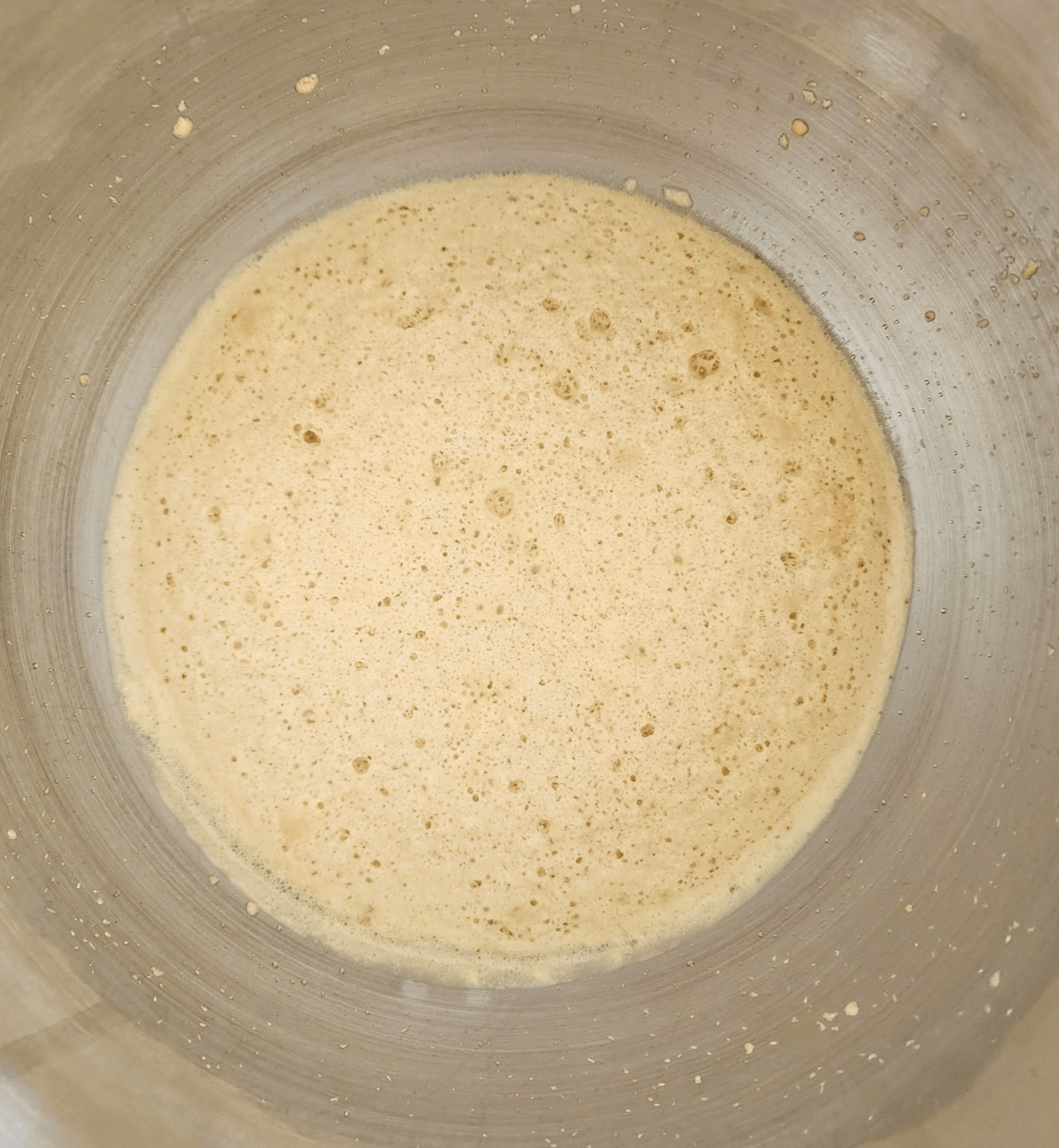 Frothy yeast for cooking bread